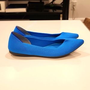 NEW Rothy's flats, blue, size 7